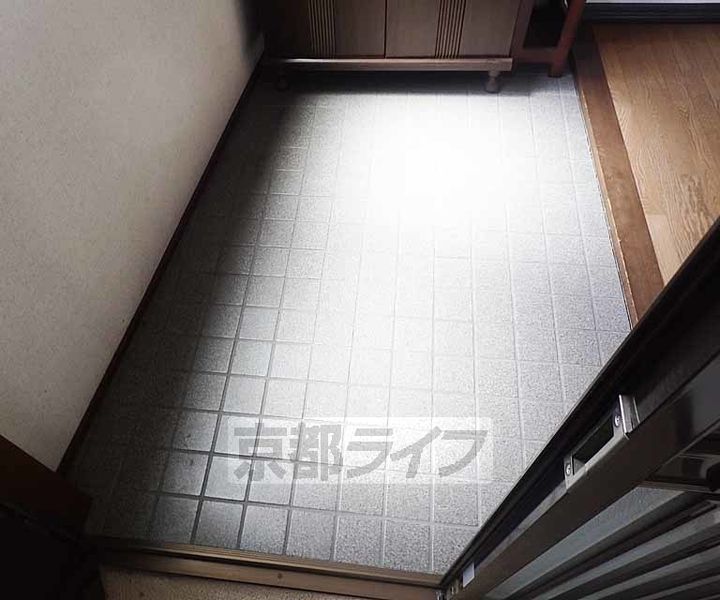 シャローム石田の玄関