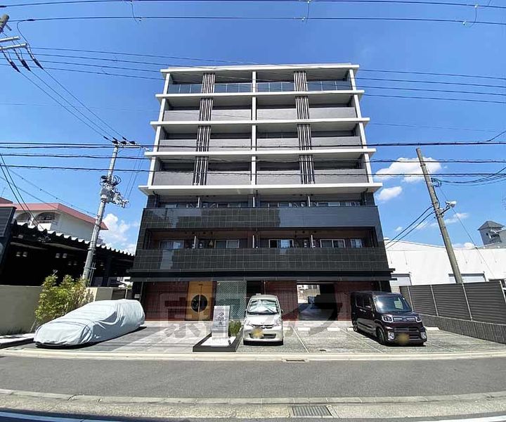 京都府京都市右京区西院安塚町の賃貸マンションの外観