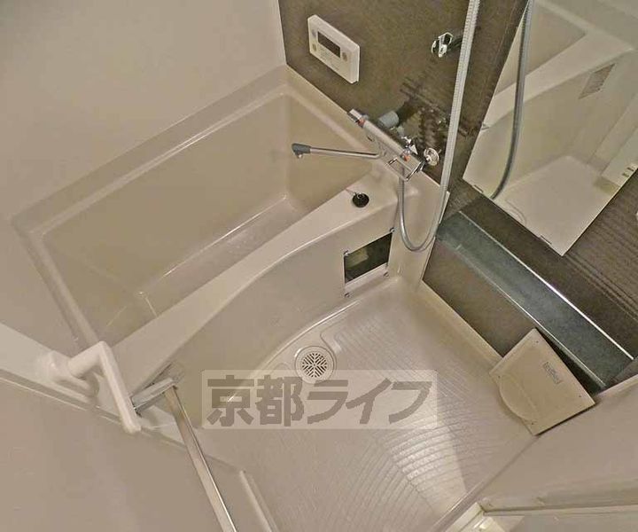 京都府京都市右京区西院安塚町の賃貸マンションの風呂