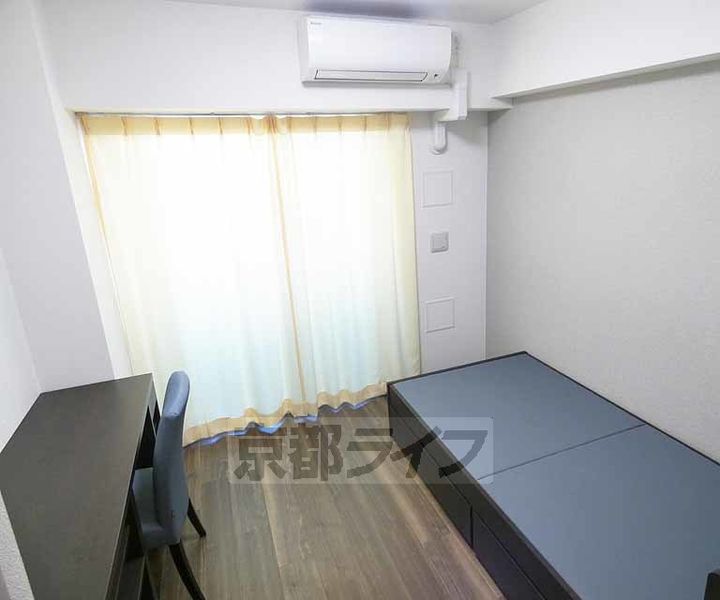 キャンパスヴィレッジ京都西京極の居間