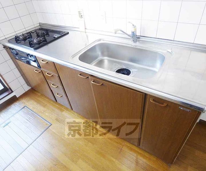 京都府京都市右京区嵯峨野清水町(一戸建)の賃貸物件Aのキッチン