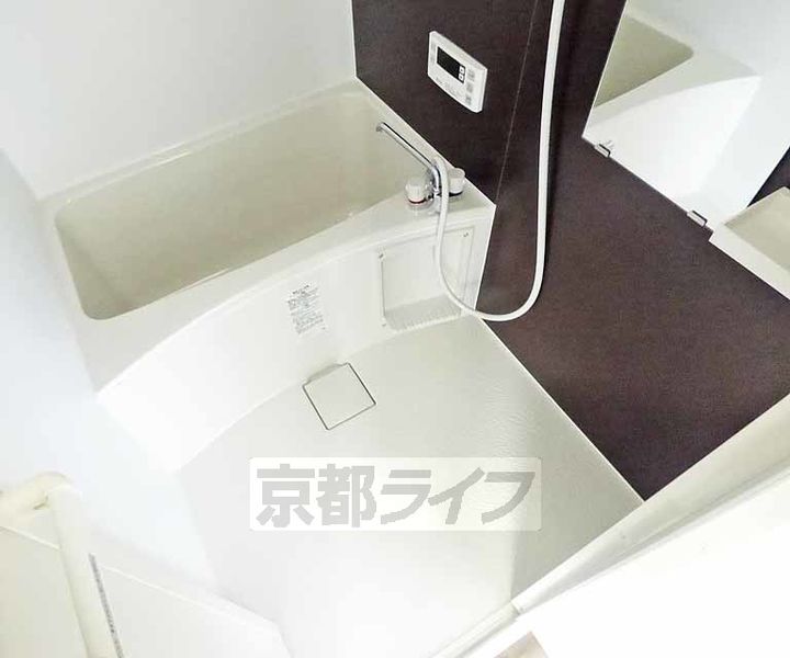 京都府京都市右京区花園伊町の賃貸マンションの風呂