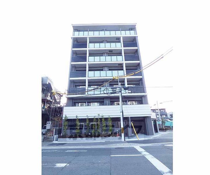 ファーストフィオーレ京都西京極102の外観