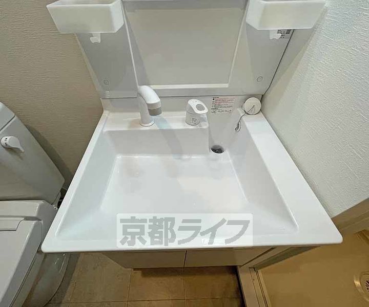 京都府京都市右京区西京極西川町の賃貸マンションの内装