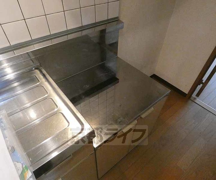 京都府京都市中京区砂金町の賃貸マンションのキッチン