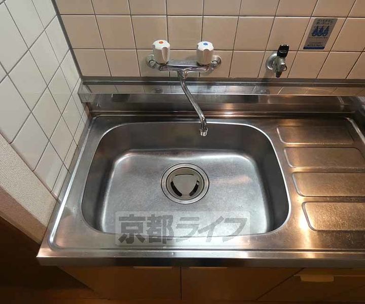 京都府京都市中京区砂金町の賃貸マンションのキッチン