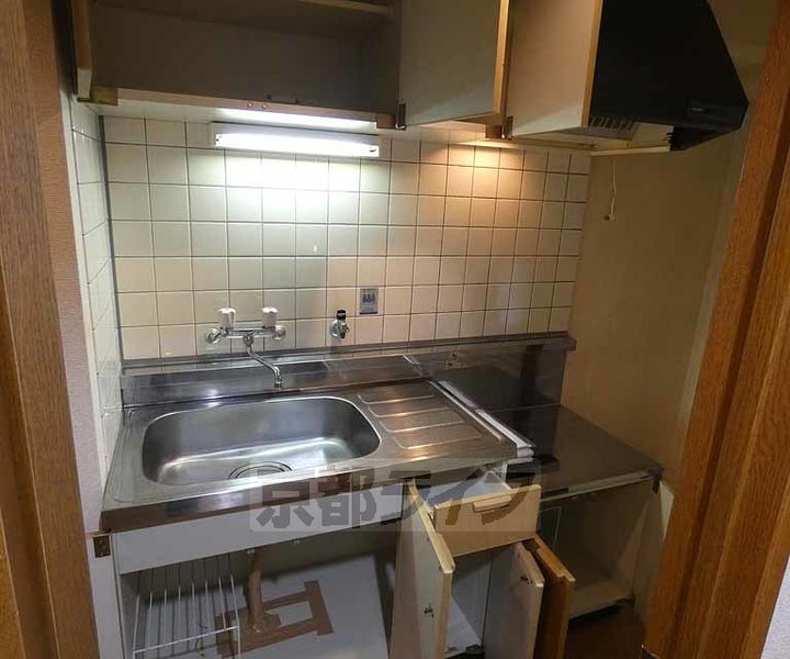 京都府京都市中京区砂金町の賃貸マンションのキッチン