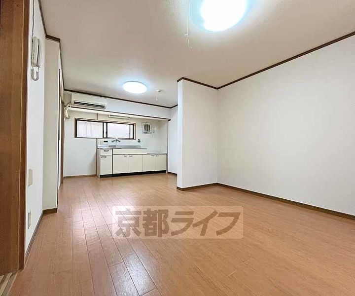 京都府京都市下京区今大黒町(一戸建)の賃貸物件の居間