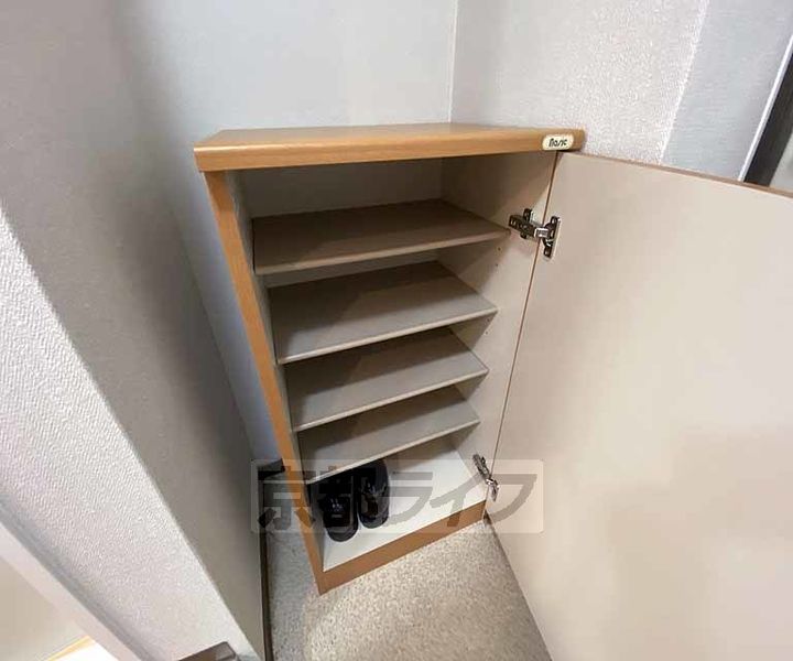 ジョバニ フォーリエ105の内装