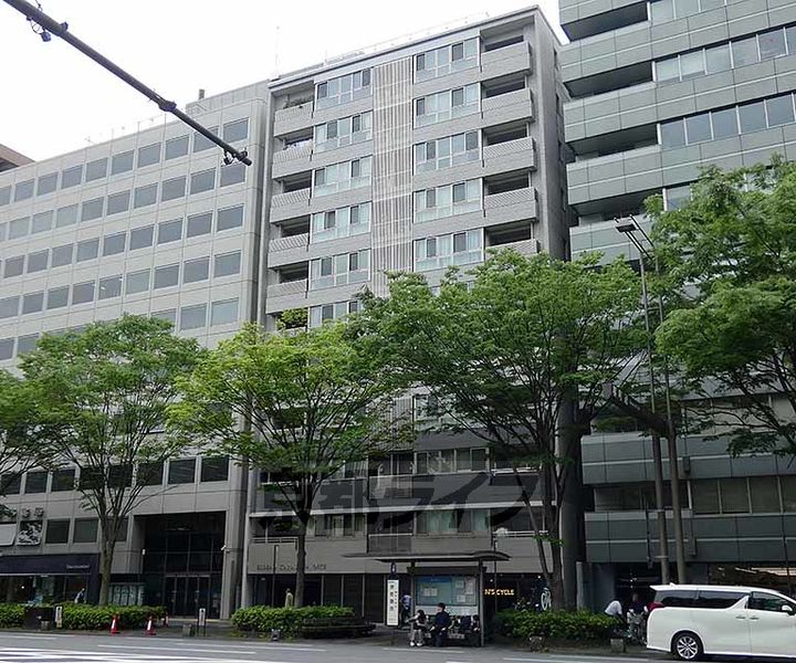 エスリード烏丸御池901の外観