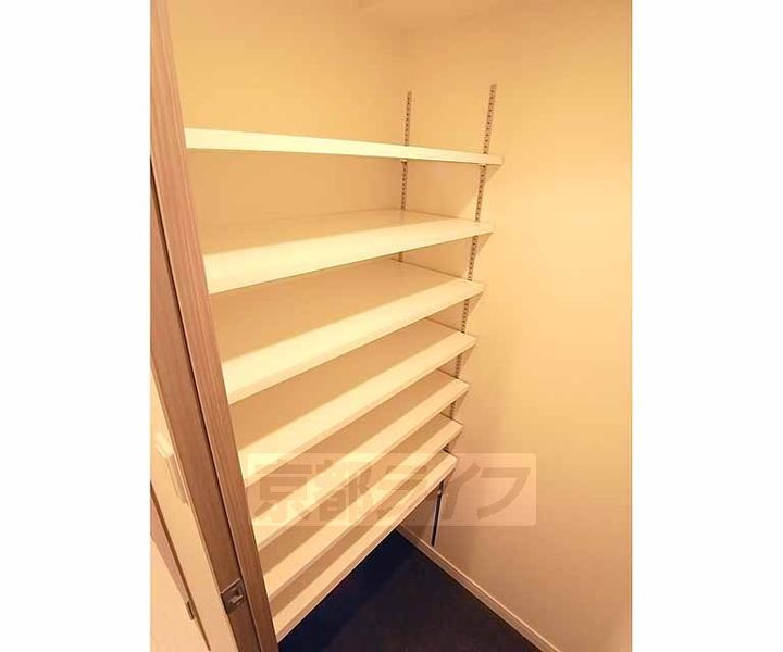 プレサンス京都四条大宮の内装