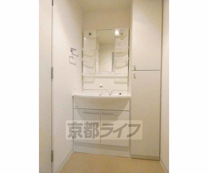 京都府京都市下京区東境町の賃貸マンションの内装