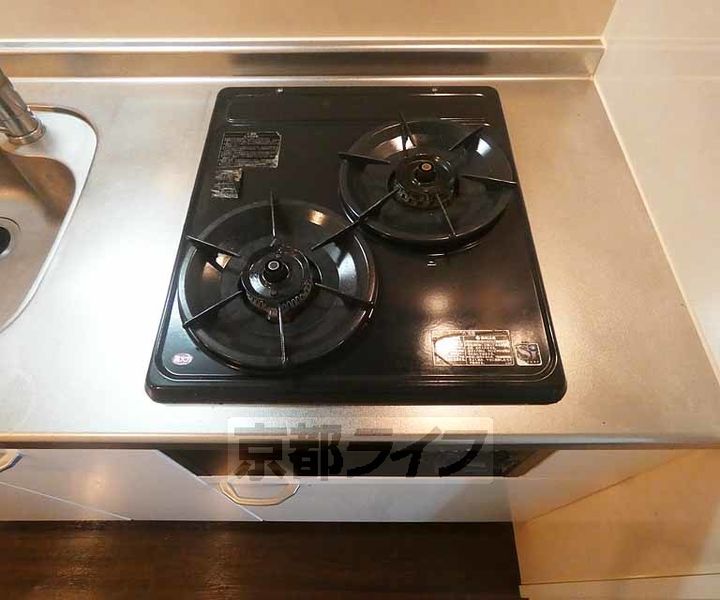 京都府京都市下京区猪熊通五条下る柿本町の賃貸マンションのキッチン