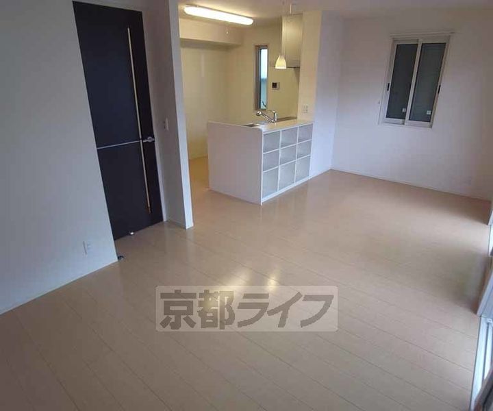 京都府京都市南区吉祥院里ノ内町の賃貸アパートの居間