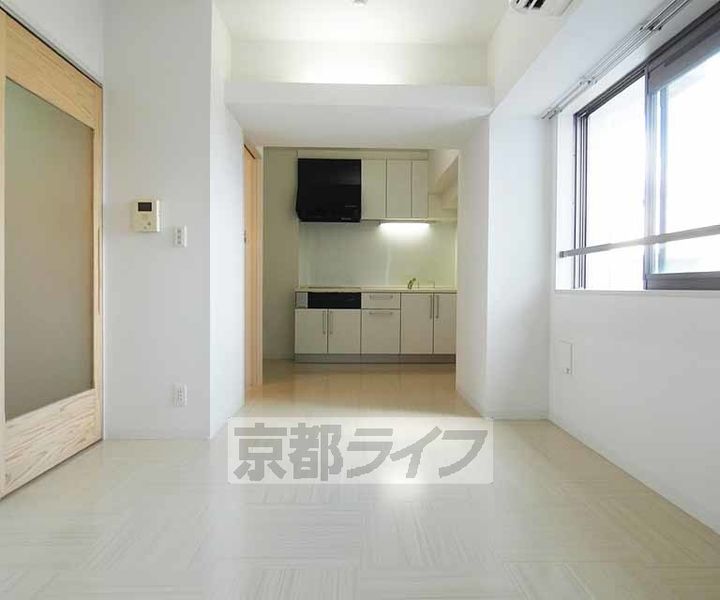 プリオーレ京都駅前の居間