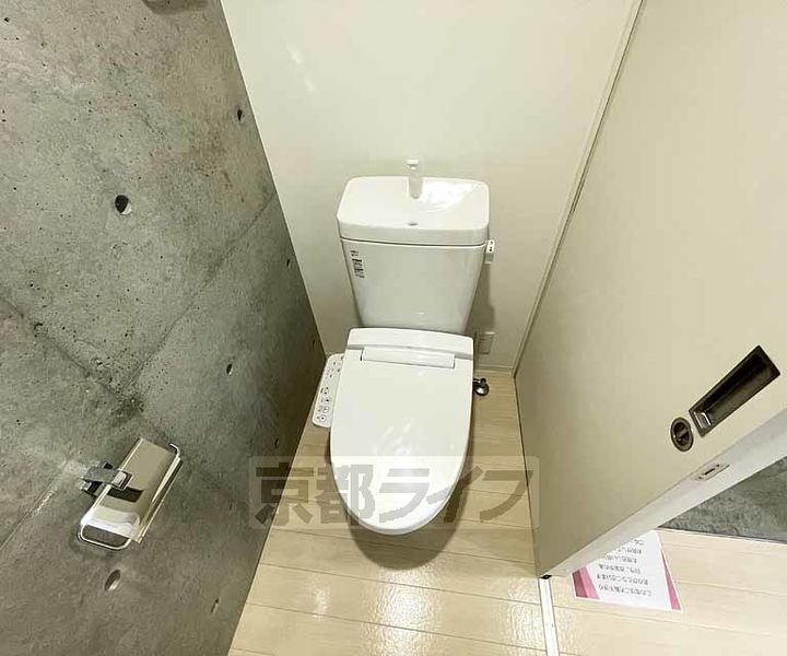 京都府京都市下京区西七条赤社町の賃貸マンションの内装