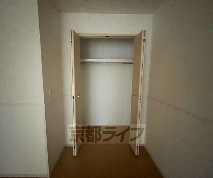 京都府京都市下京区黒門通木津屋橋上る徹宝町の賃貸アパートの内装