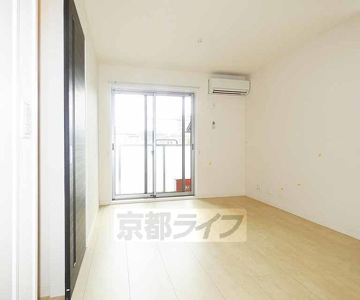 シャーメゾン リヴェール202の居間