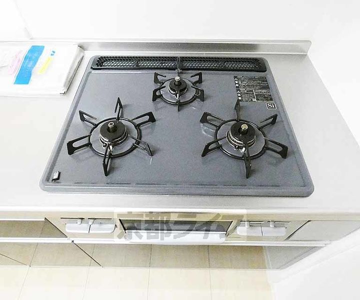 シャーメゾン リヴェール202のキッチン