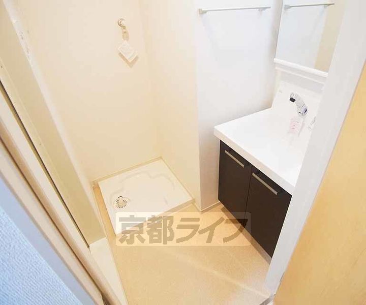 シティハウス都301の内装