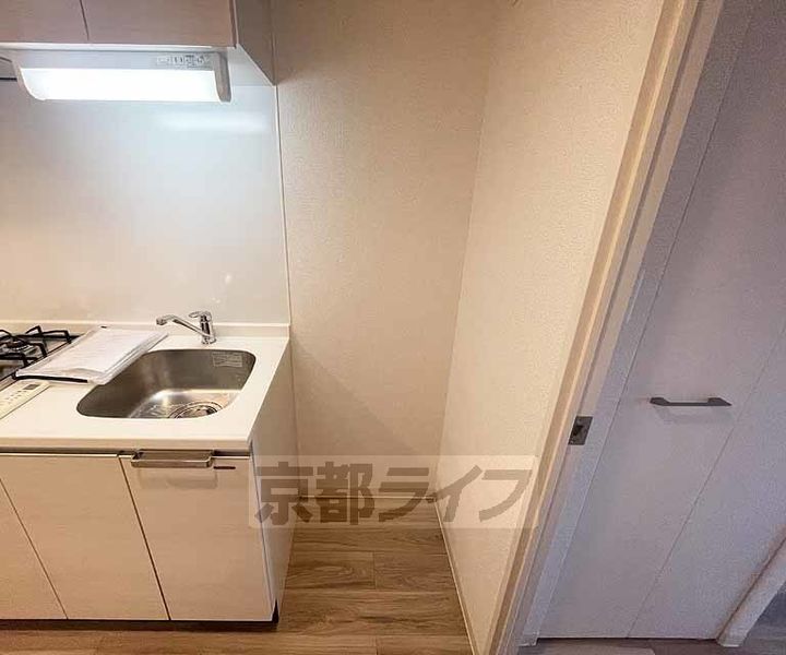 京都府京都市南区東九条河西町の賃貸マンションのキッチン