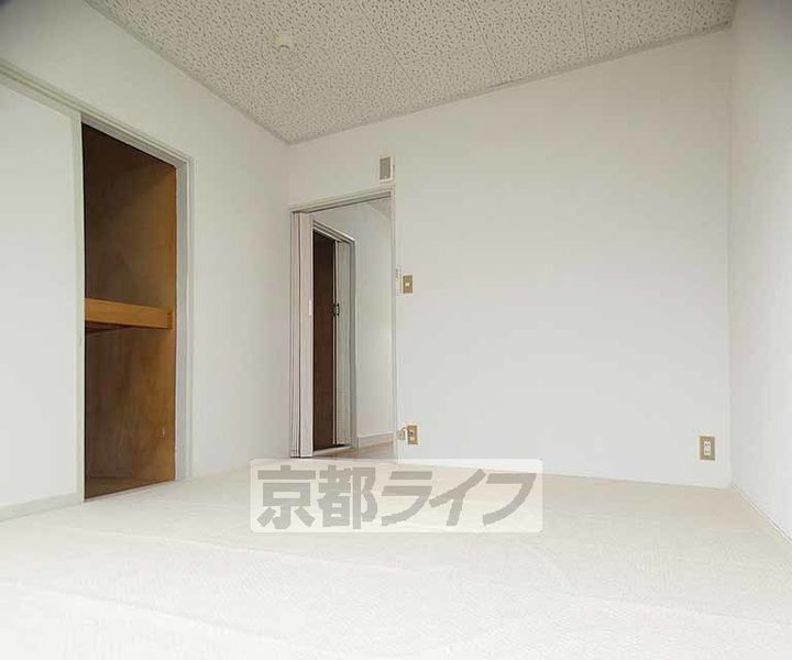 たつみ荘28の居間