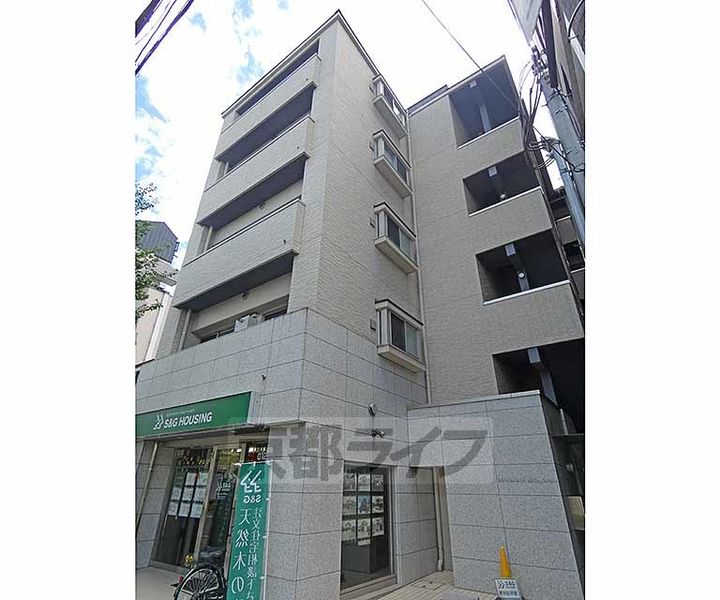 京都府京都市左京区松ケ崎芝本町の賃貸マンションの外観