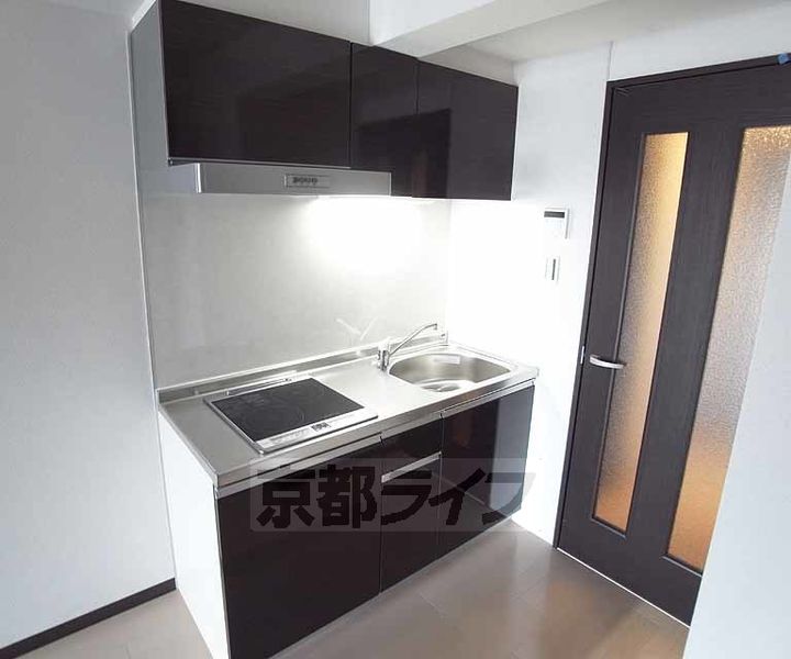 サクシード宝ヶ池202のキッチン