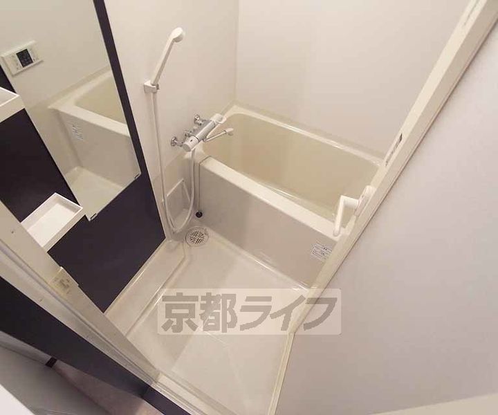 サクシード宝ヶ池202の風呂