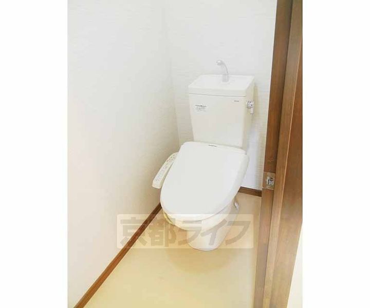 アズマコーポ2Fの内装