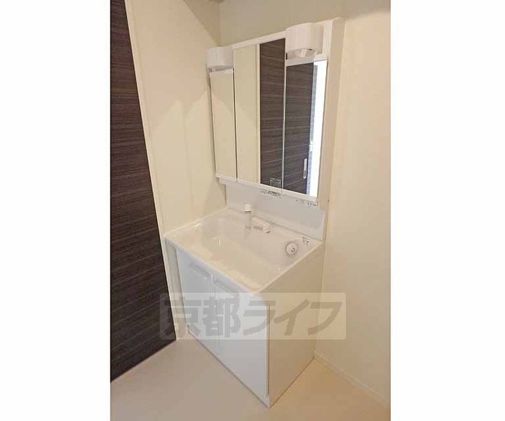 ファミール西村203の内装