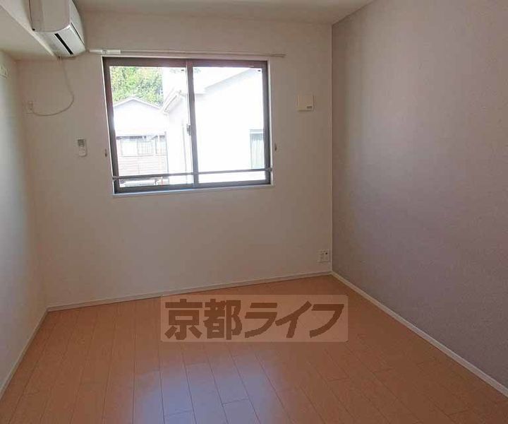 ビ・オーラ千(SEN)の居間