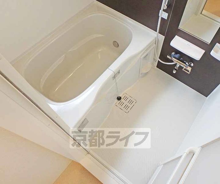 京都府京都市山科区椥辻東潰の賃貸マンションの風呂