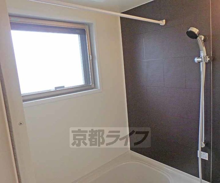 京都府京都市山科区椥辻東潰の賃貸マンションの風呂