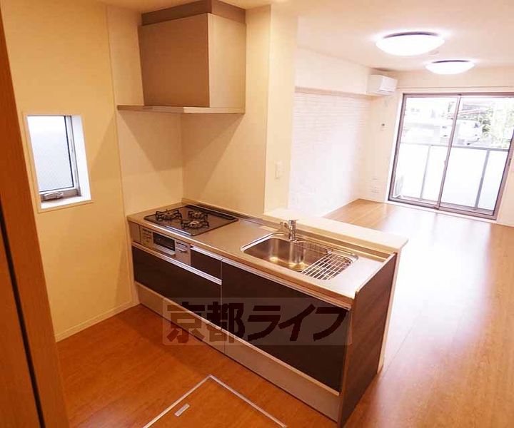 プランドール深草のキッチン