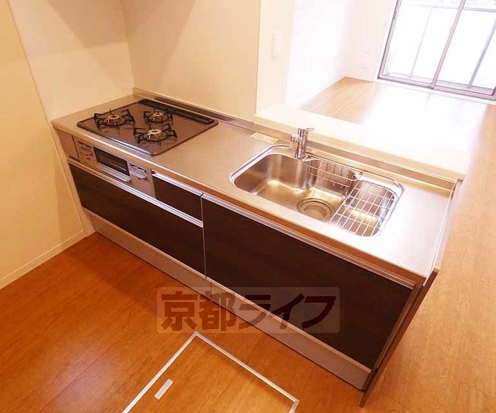 プランドール深草のキッチン