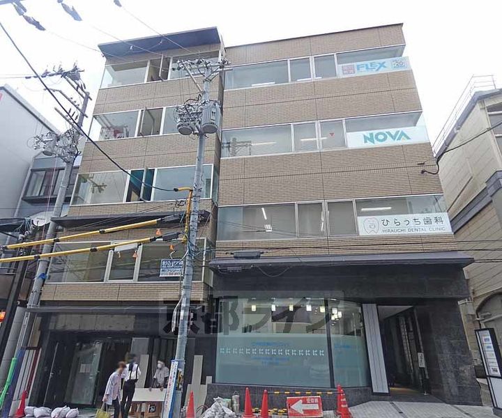 京都府京都市伏見区観音寺町の賃貸マンションの外観