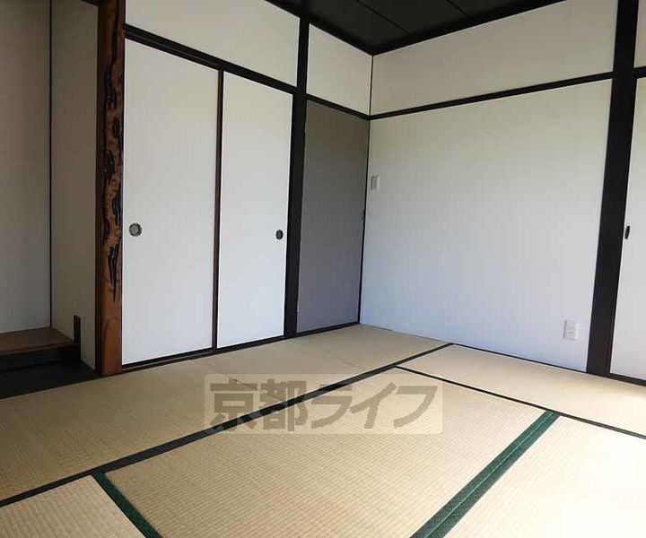 京都府京都市伏見区淀本町(一戸建)の賃貸物件1の居間