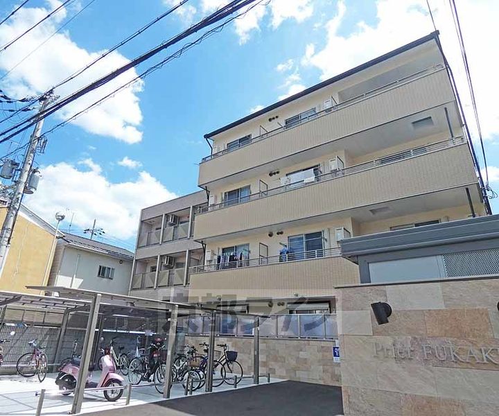 京都府京都市伏見区深草町通町の賃貸アパートの外観