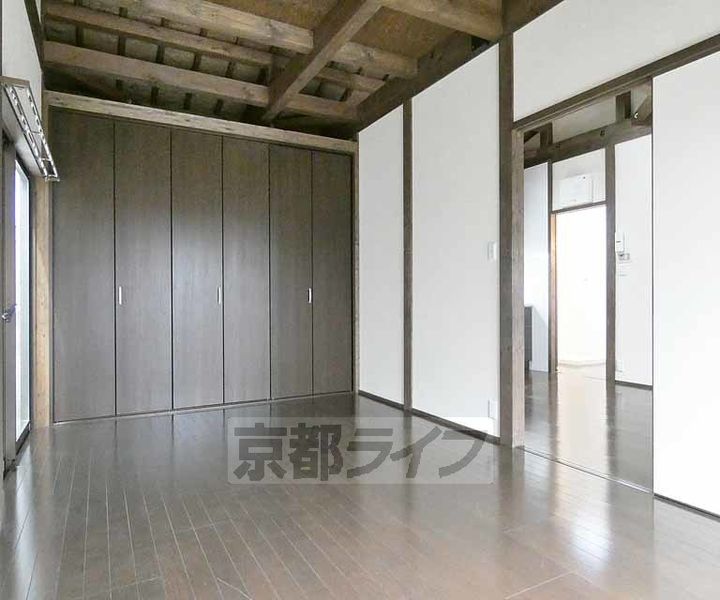 京都府京都市伏見区銀座町4丁目(一戸建)の賃貸物件1の居間