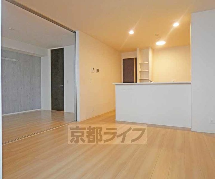 京都府京都市伏見区竹田泓ノ川町の賃貸アパートの居間