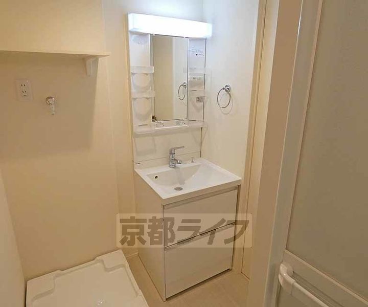 京都府京都市伏見区深草坊町の賃貸アパートの内装