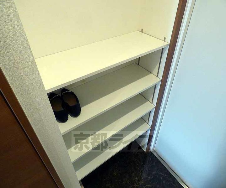 京都府京都市下京区綾小路通寺町西入足袋屋町の賃貸マンションの内装