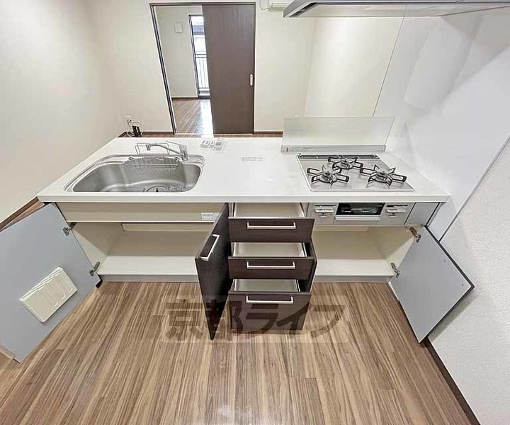 プリュム レーヴ102のキッチン