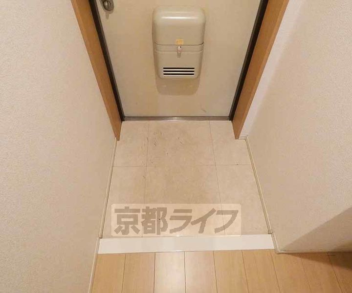 京都府京都市中京区古城町の賃貸マンションの玄関