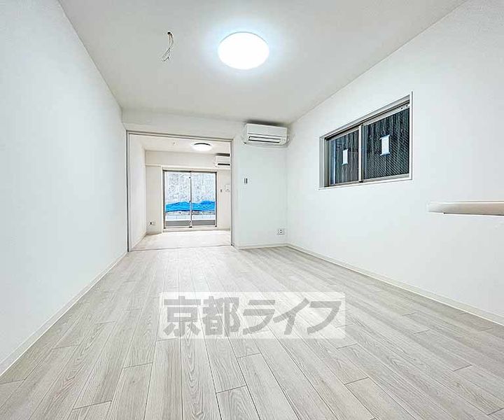 PEACE WELL 四条(仮称 四条西洞院レジデンス)の居間