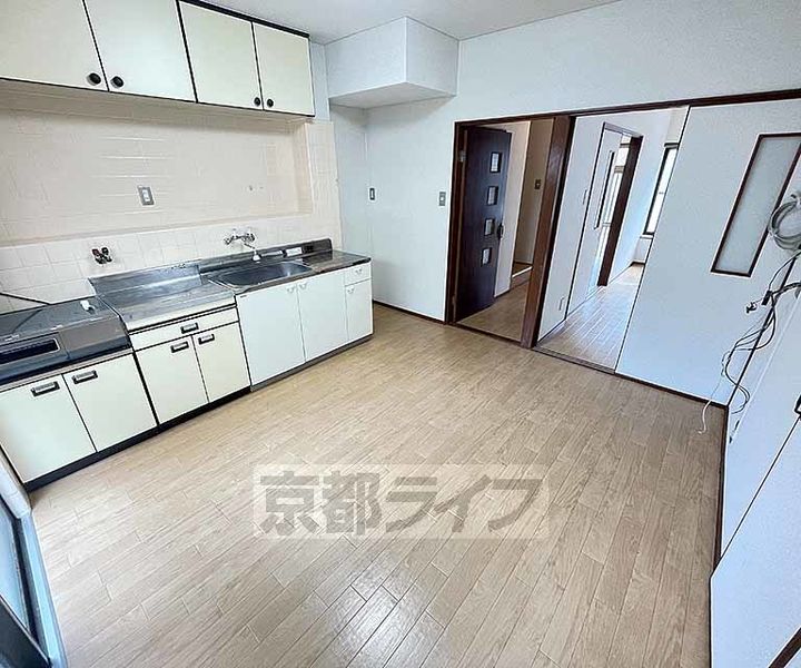 京都府京都市下京区綾小路通猪熊東入松本町(一戸建)の賃貸物件の居間