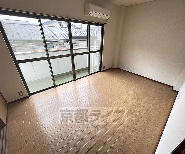 京都府京都市下京区綾小路通猪熊東入松本町(一戸建)の賃貸物件の子供部屋
