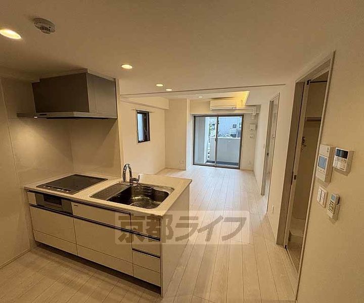 PADMA烏丸御池の居間