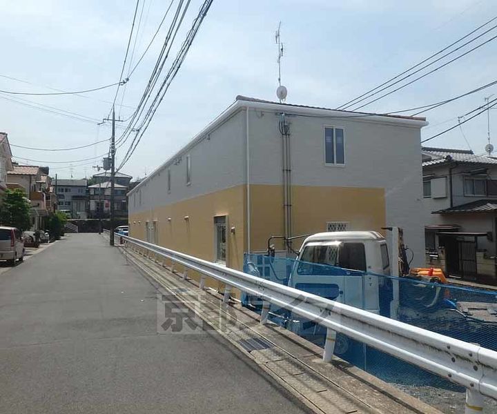 京都府宇治市広野町の賃貸アパートの外観